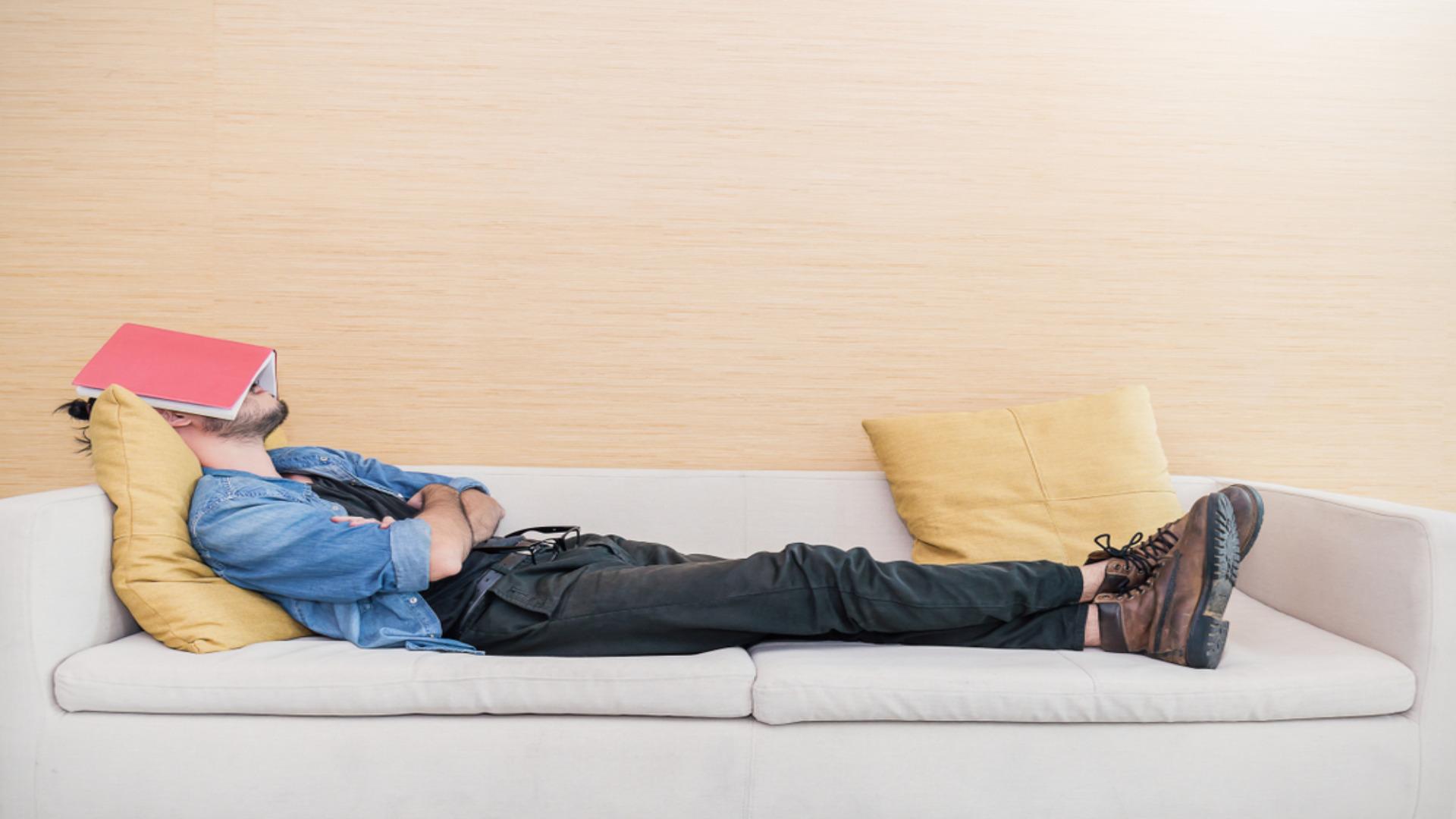 SalesLife - Power-Nap im Büro – ja oder nein?